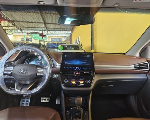 8-HYUNDAI-IONIQ-1.6-16V-HÍBRIDO-AUTOMÁTICO-CINZA-2023-RR-AUTOMOVEIS-LOJA-DE-CARROS-FREGUESIA-DO-O-AVENIDA-PETRONIO-PORTELA