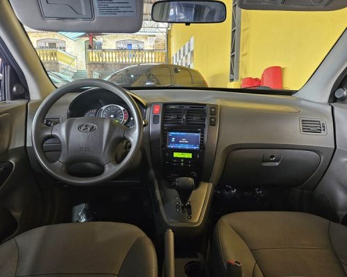 8-HYUNDAI-TUCSON-2.0-GLS-16V-FLEX-AUTOMATICO-PRETO-2013-RR-AUTOMOVEIS-LOJA-DE-CARROS-FREGUESIA-DO-O-AVENIDA-PETRONIO-PORTELA