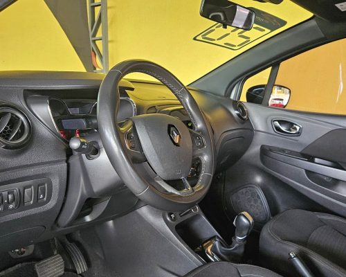 8-RENAULT-CAPTUR-1.6-16V-SCE-FLEX-BOSE-X-TRONIC-PRATA-2020-RR-AUTOMOVEIS-LOJA-DE-CARROS-FREGUESIA-DO-O-AVENIDA-PETRONIO-PORTELA