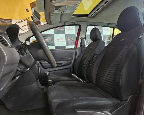 8-VOLKSWAGEN-CROSSFOX-1.6-MI-FLEX-4P-MANUAL-VERMELHO-2011-RR-AUTOMOVEIS-LOJA-DE-CARROS-FREGUESIA-DO-O-AVENIDA-PETRONIO-PORTELA