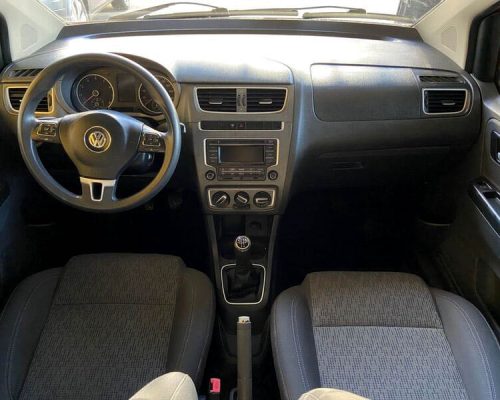 8-VOLKSWAGEN-FOX-MI-TOTAL-FLEX-8V-MANUAL-VERMELHO-2014-RR-AUTOMOVEIS-LOJA-DE-CARROS-FREGUESIA-DO-O-AVENIDA-PETRONIO-PORTELA