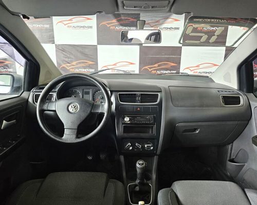 8-VOLKSWAGEN-SPACEFOX-1.6-MI-TREND-FLEX-4P-MANUAL-PRATA-2012-RR-AUTOMOVEIS-LOJA-DE-CARROS-OSASCO-AVENIDA-VISCONTE-DE-NOVA-GRANADA