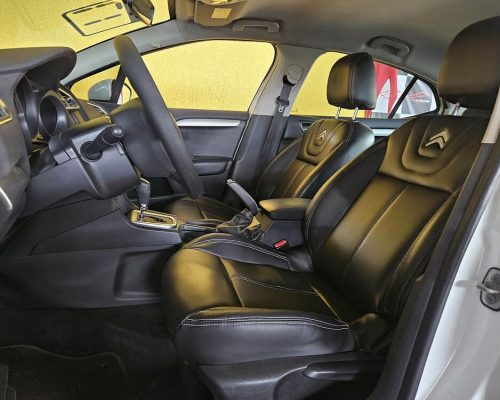 9-CITROEN-C4-LOUNGE-ORIGINE-1.6-TURBO-FLEX-AUTOMATICO-2017-BRANCO-RR-AUTOMOVEIS-LOJA-DE-CARROS-FREGUESIA-DO-O-AVENIDA-PETRONIO-PORTELA