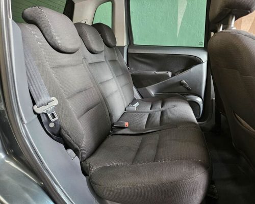 9-FIAT-IDEA-1.4-ELX-MPI-FIRE-FLEX-8V-MANUAL-2010-RR-AUTOMOVEIS-LOJA-DE-CARROS-OSASCO-AVENIDA-VISCONTE-DE-NOVA-GRANADA