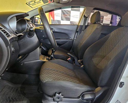 9-HYUNDAI-HB20-1.0-COMFORT-PLUS-FLEX-12V-MANUAL-2018-RR-AUTOMOVEIS-LOJA-DE-CARROS-FREGUESIA-DO-O-AVENIDA-PETRONIO-PORTELA