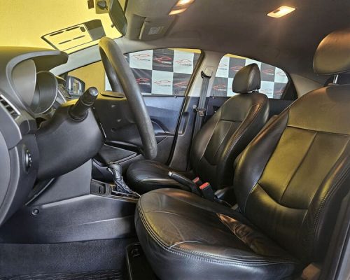 9-HYUNDAI-HB20-1.6-COMFORT-16V-FLEX-AUTOMÁTICO-MARROM-2017-RR-AUTOMOVEIS-LOJA-DE-CARROS-FREGUESIA-DO-O-AVENIDA-PETRONIO-PORTELA