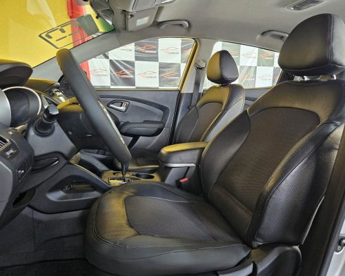 9-HYUNDAI-IX35-2.0-MPI-4X2-16V-FLEX-4P-AUTOMÁTICO-PRATA-2013-RR-AUTOMOVEIS-LOJA-DE-CARROS-FREGUESIA-DO-O-AVENIDA-PETRONIO-PORTELA