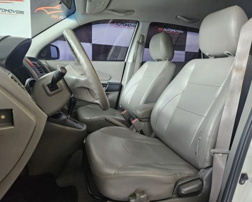 9-HYUNDAI-TUCSON-2.0-MPFI-GLS-16V-143CV-2WD-BRANCO-2016-RR-AUTOMOVEIS-LOJA-DE-CARROS-OSASCO-AVENIDA-VISCONTE-DE-NOVA-GRANADA