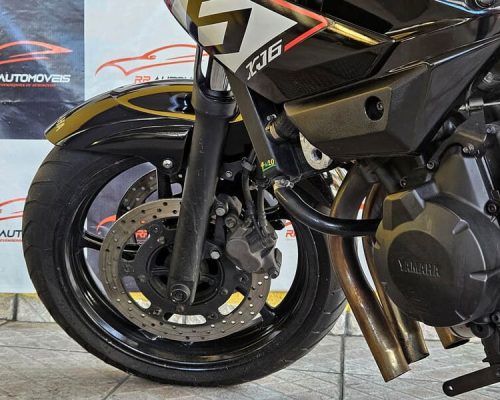 9-YAMAHA-XJ6N-GASOLINA-2013-PRETO-RR-AUTOMOVEIS-LOJA-DE-CARROS-FREGUESIA-DO-O-AVENIDA-PETRONIO-PORTELA
